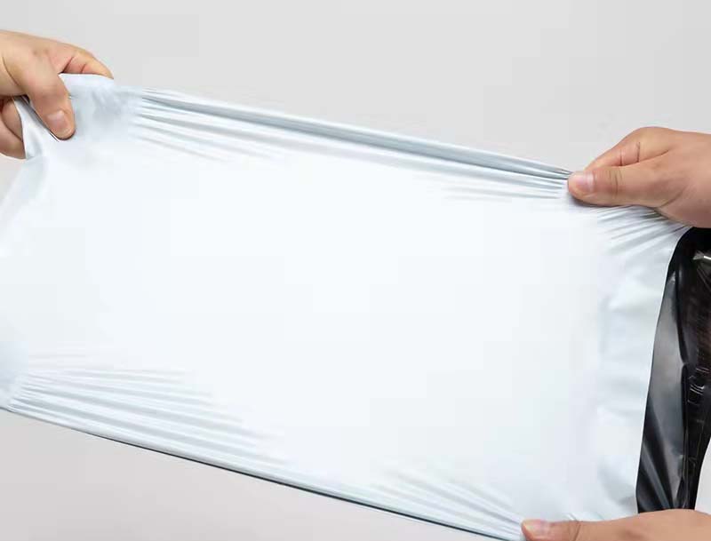 隆德白色快递袋-02